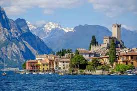 NCC - TAXI - CAB - TRANSFER - SHUTTLE Noleggio con Conducente / Rent Car Driver - Ferrara - Bologna  - Modena - Verona  - Parma - Bergamo  - Venezia  - Mantova - Milano - Trento - Bolzano - Rimini - Riccione - Lago di Garda - Garda Lake - Gardasee - Malcesine - Riva del Garda - Torbole - Madonna di Campiglio - Val di Fassa - Val Badia - Val Gardena - Cortina d'Ampezzo - Passo del Tonale - aeroporto - airport - dico - discoteca - feste private - party - ztl - viaggi di lavoro - fiere - exhibition